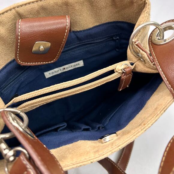 Tommy Hilfiger Tan Bucket Crossbody Bag - Picture 4 of 8